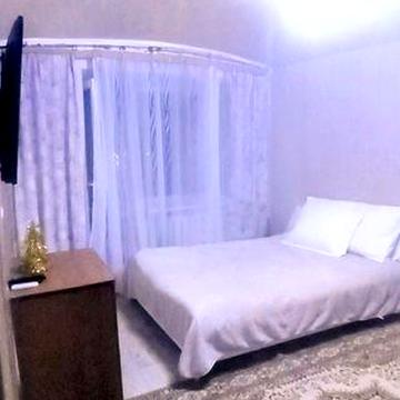 Моя Нова 1 кімн.кВ у центрі ,1 поверх,/9,велика лоджія ,без ріелторів