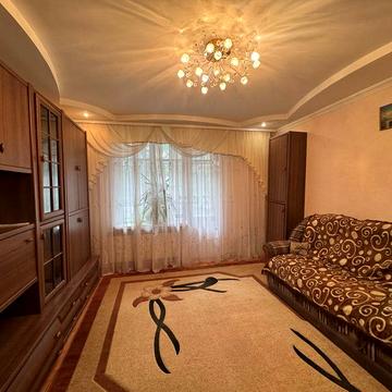 Продам 2-ком.Сталинка с Автономкой в Центре!