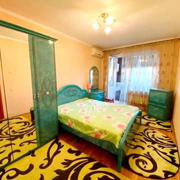 Продаю хорошу 1к.квартиру на Намиві. ц6