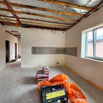 Вітаю. Від забудовника. Продам будинок. З оздобленням.