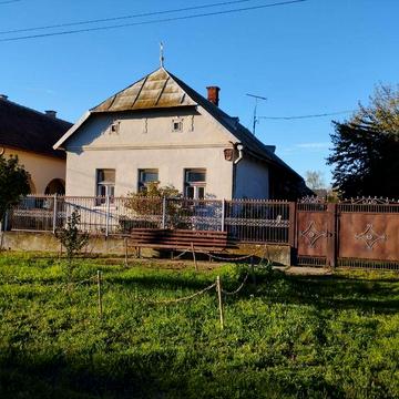 Будинок в Закарпатська обл. Берегівський р-н. c. Бадалово