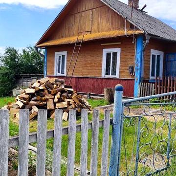 Продам будинок з ділянкою 25 с, оплачено на 2 роки гігабітний інтернет