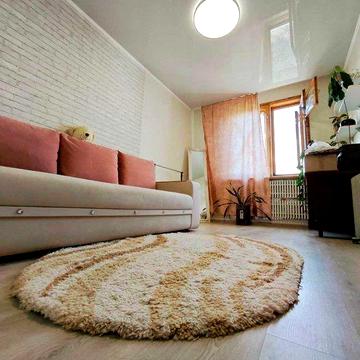 Срочно! 2-комн. с техникой и мебелью, Роганский ж/м