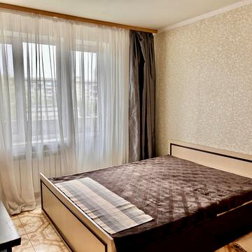 Олександра Архипенка вул. (Мате Залки), 4-Б