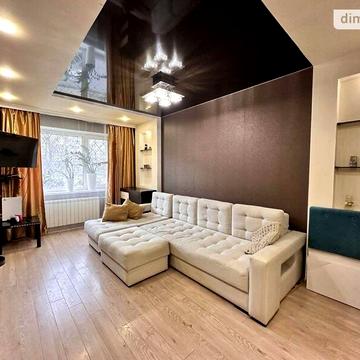 Продаж 3к Квартира Незалежності проспект