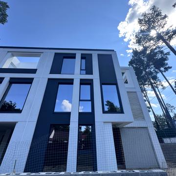 Варшавська вул., 114Ж