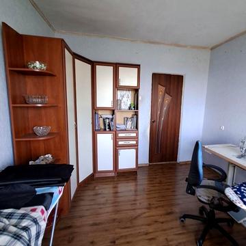 Сахарова вул., 11