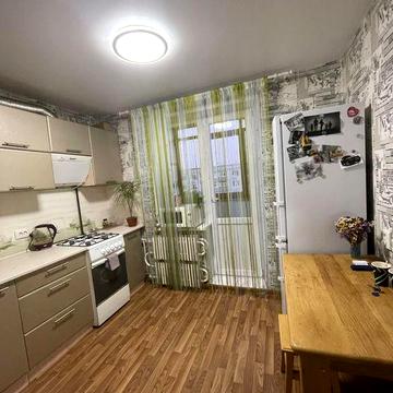 Продам свою 1-комнатную квартиру в центре