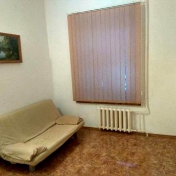 Загорівська вул. (Багговутівська), 32
