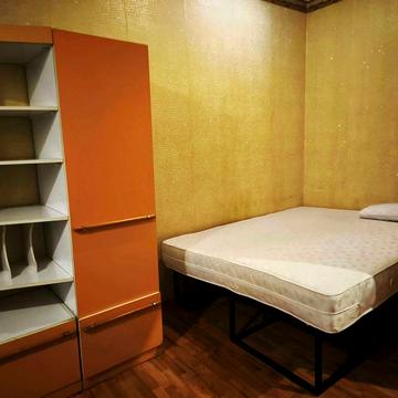 сдам в аренду 1 комн кв. на 2 этаже в 5эт кирп доме  на Холодной Горе