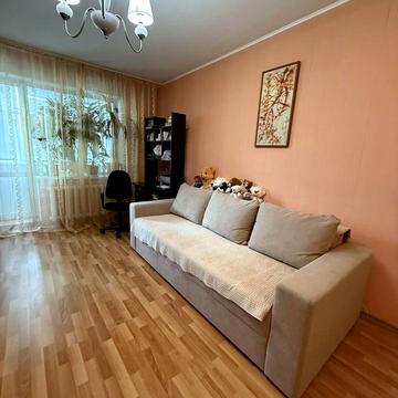 Озерна вул., 14