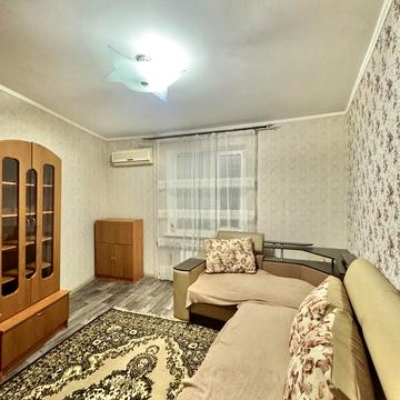 Харківська вул., 1