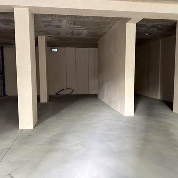 Університетська вул., 3