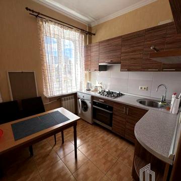 Берестейський просп. (Перемоги), 9/47