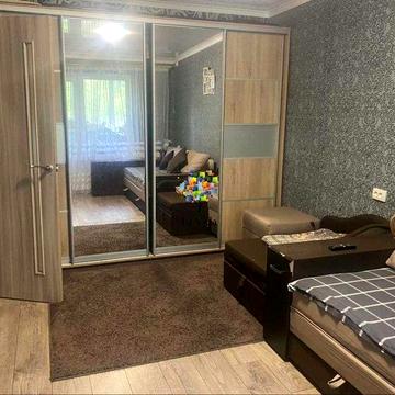 Продаж 1к квартири Червоной Калини 55