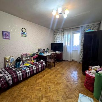Чоколівський бульв., 4
