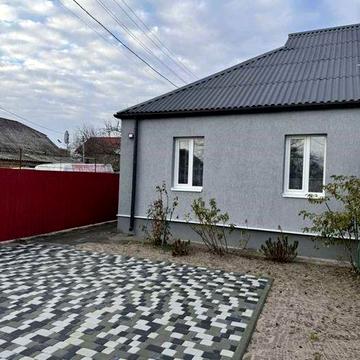 Будинок з ремонтом біля річки готовий до заселення!