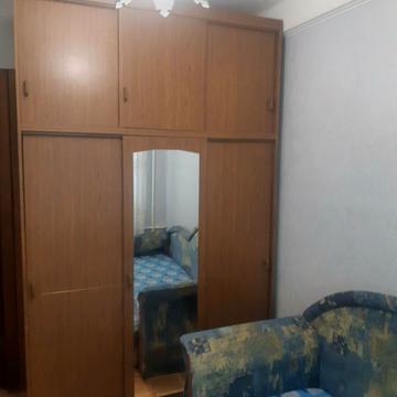 Михайла Донця вул., 5