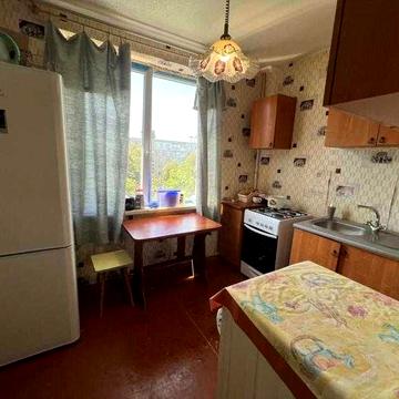 Продам 1 ком. кв. в жилом состоянии м. Г.Труда