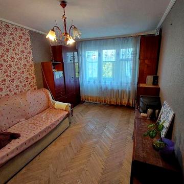 Продається 2-кімнатна квартира, вул. Симона Петлюри