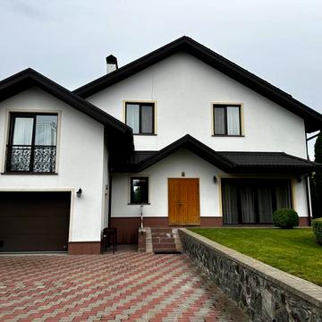 вул. Зоряна