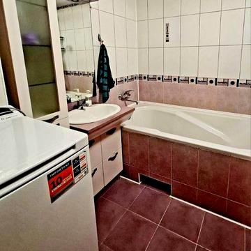 Продам 2к на Котельникова 37-а