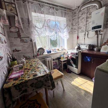 Продам трикімнатну квартиру р-н Черемушки