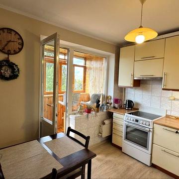 Оренда 3х кімнатної, пр. Івасюка 49б,  метро Мінська