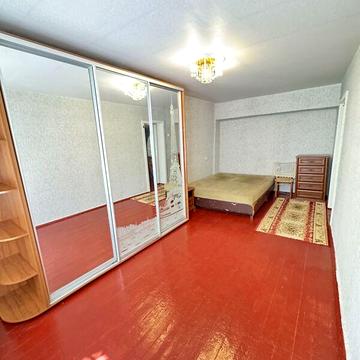 Продаж 1к Квартира Січеславська Набережна вулиця