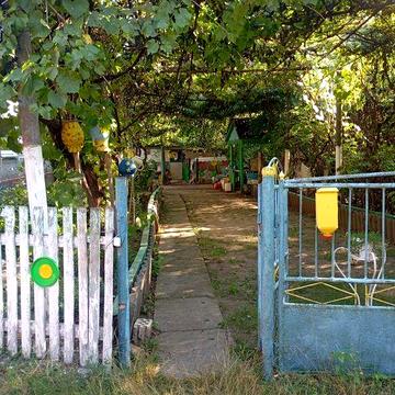 продається будинок з камня