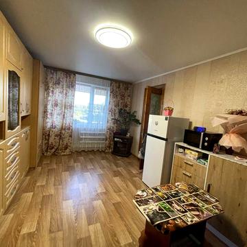 Продам 2-х кімнатну квартиру по Великій Набережній (1 Занасип)