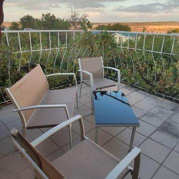 Продається затишна дача з мальвничим видом на річку Дніпро