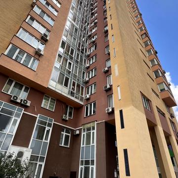 Валерія Лобановського просп. (Червонозоряний), 6-В