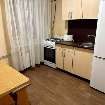 Харківських Дивізій вул., 4/2
