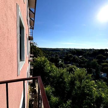 Продається чудова квартира в старому місті ЖК каньйон