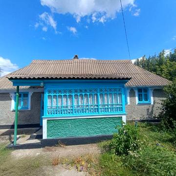 Продається житловий будинок Голосків