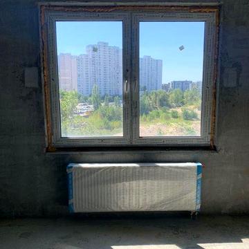 1-кімнатна квартира в новому будинку на вул. Милославська, 18