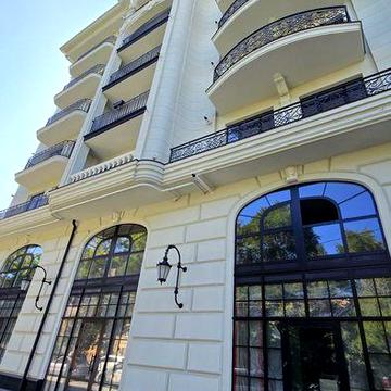 Уникальное предложение в Центре! Квартира 110 кв.м. двухсторонняя ЖК Гимназист