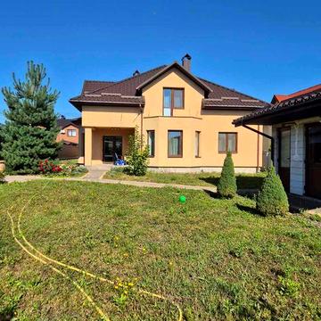 Продаж будинку з гаражем і 10с землі, пров.Весняний 5362