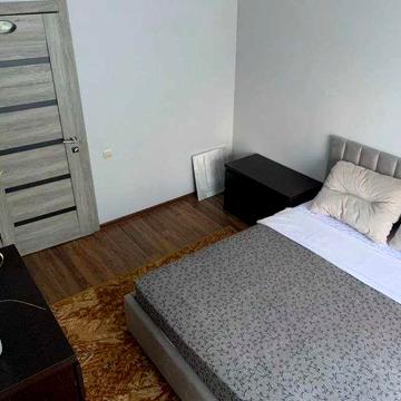 Оренда 2х кімн квартира Генерала Безручка