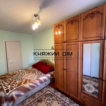 Миколи Василенка вул., 23-А