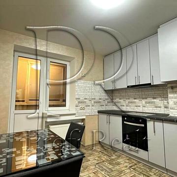 Чубинського вул., 4