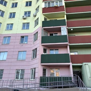 Академіка Сахарова вул., 20б