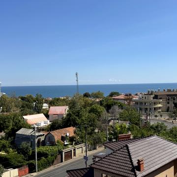 Рєпіна вул., 1-Б
