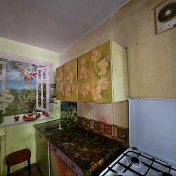 Академіка Корольова вул., 34/1