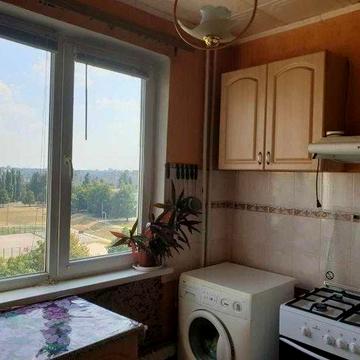 Уникальное предложение. Продам хорошенькую  2-к.кв. на Амосова