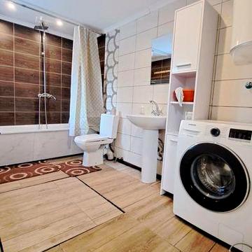 Здається будинок