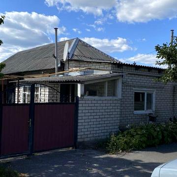 Оренда половини будинку, 50 м² + двір