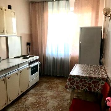 Голосіївський просп. (40-річчя Жовтня), 15