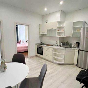 Аренда 2 комн. квартиры в Аркадии, ЖК Гагаринплаза, раздельные спальни